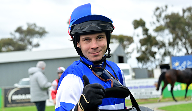 A Mere 2 Week Suspension For This Dangerous Act? – The SA Stewards Have to Be Kidding – And So Does Sam Payne