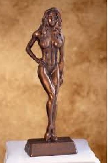 Nude Tips for Cup Day